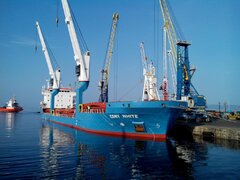 CDRY WHITE - IMO 9365506.jpg