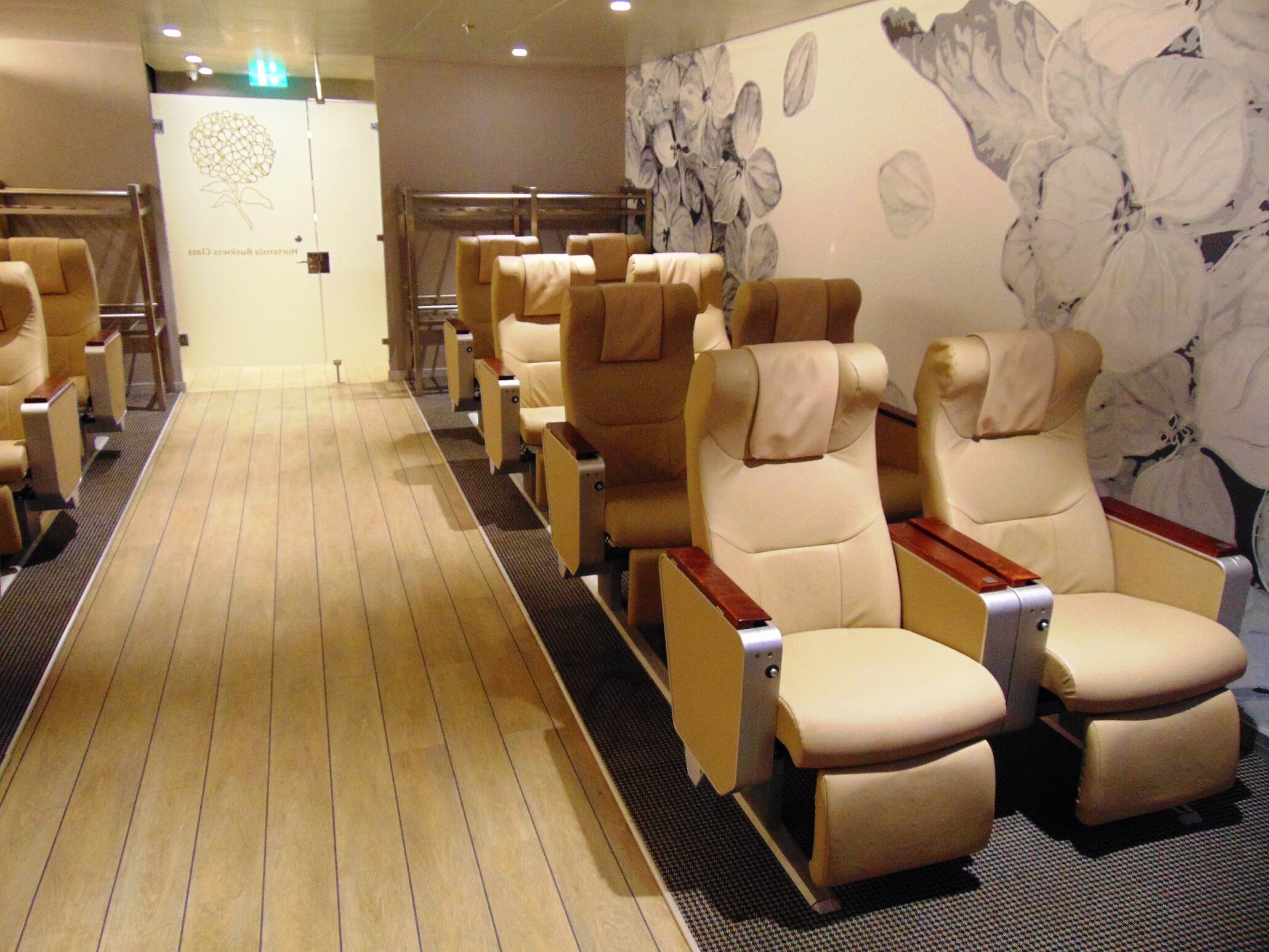 Sporades Star VIP Air Seats
