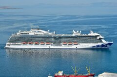 Regal Princess_13-05-22_Mykonos_2