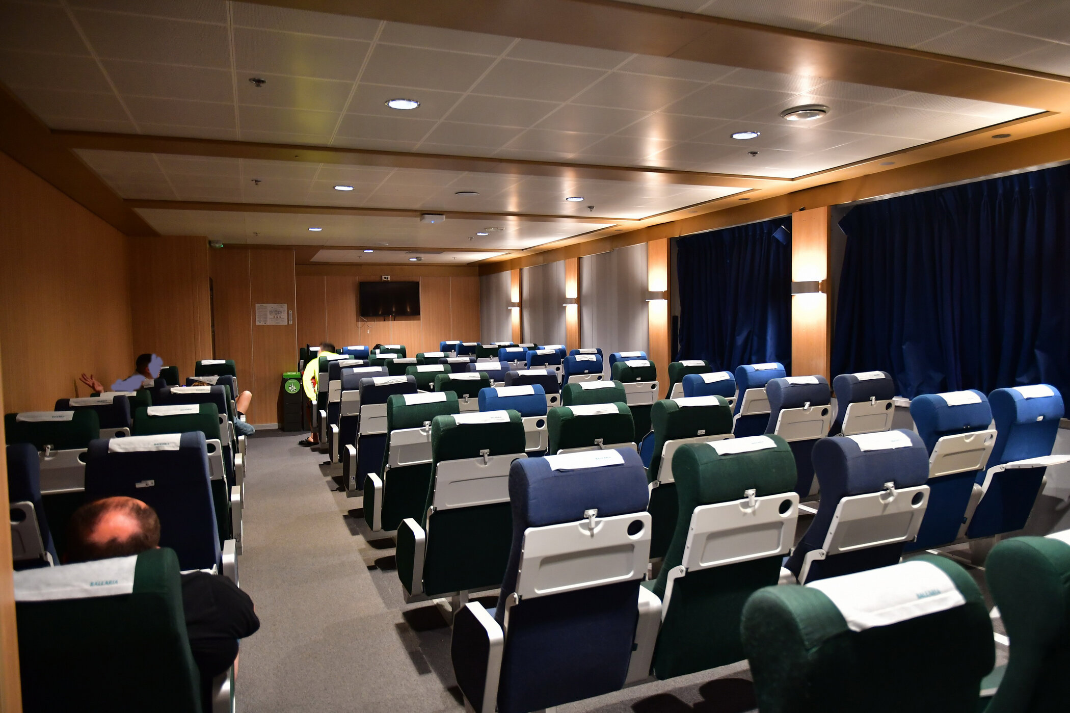 Kerry_air type seats lounge