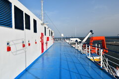 Corfu_open deck corridor