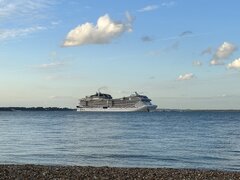 MSC Virtuosa leaving Southampton