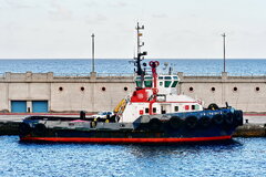 Tugs in Spain