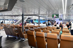 Champion Jet 3_main lounge