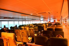 Banaderos Express_midship lounge